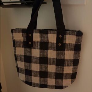 New-Pottery Barn Black and Cream Checkered Wine bag- fits 2 wine bottles
